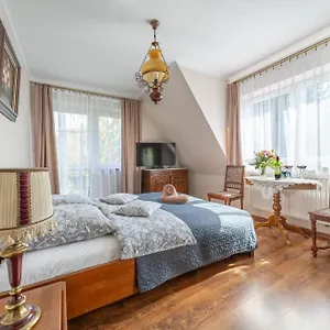 https://pokoje-goscinne-nawrot.zakopanehotels.org
